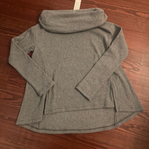 Shore off shoulder sweater - Picture 2 of 5